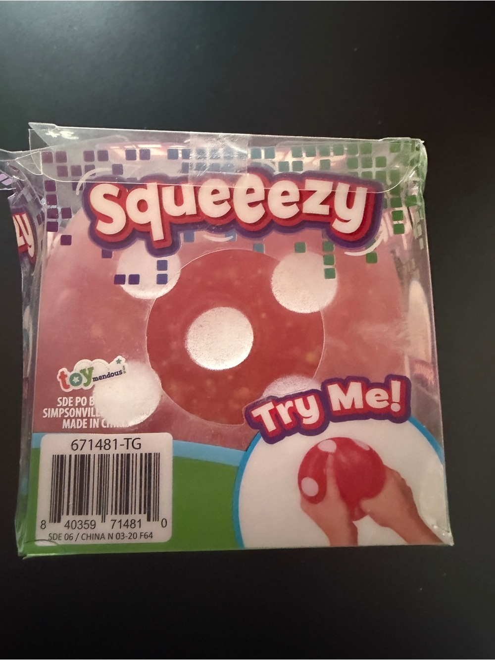 New Squeeezy Jumbo Squishy Red Dice Toymendous XL Squeeze Toy 3+ Tactile Squish